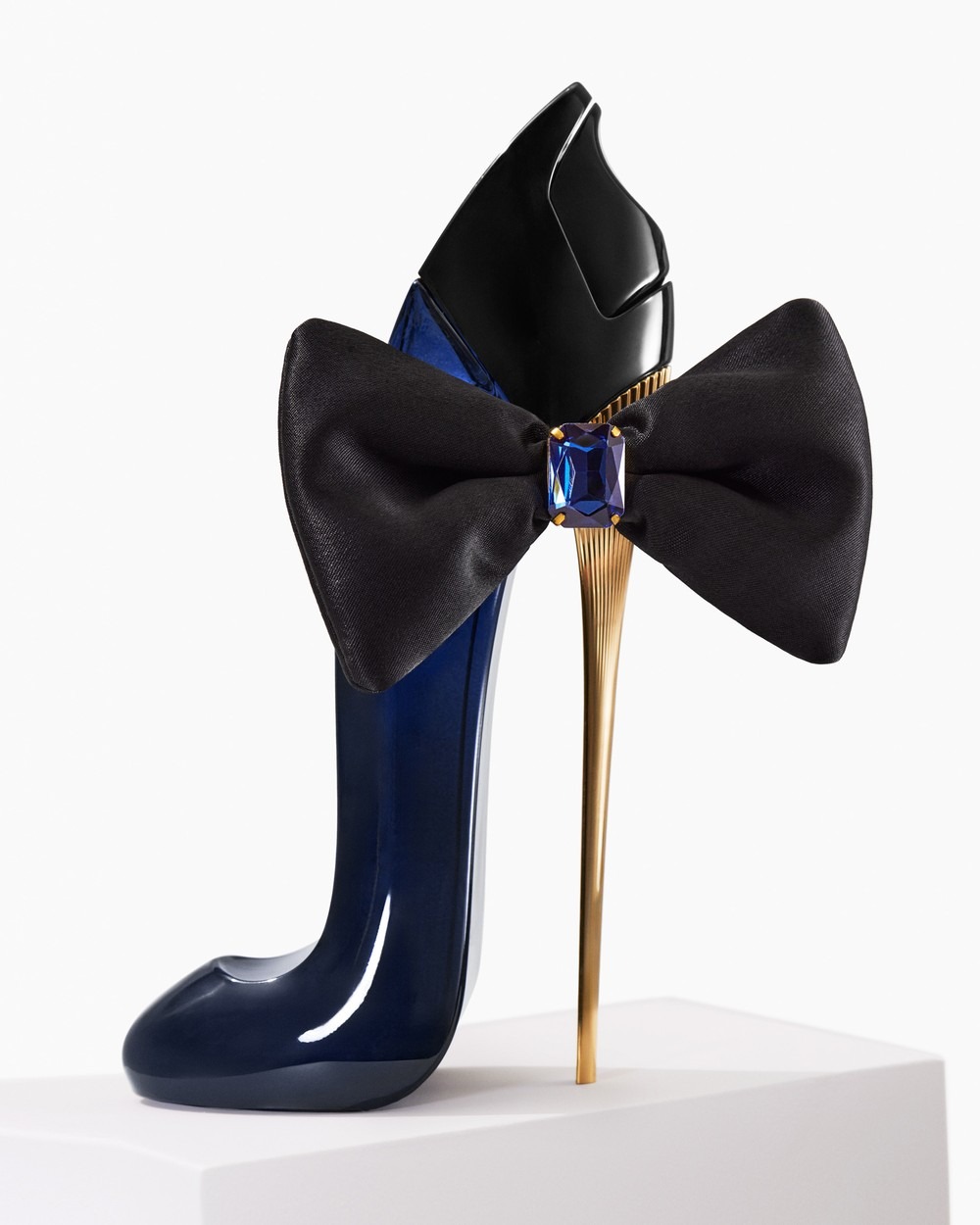 Carolina Herrera Good Girl Bow - Home Fragrance White Jasmine ulasan dan harga